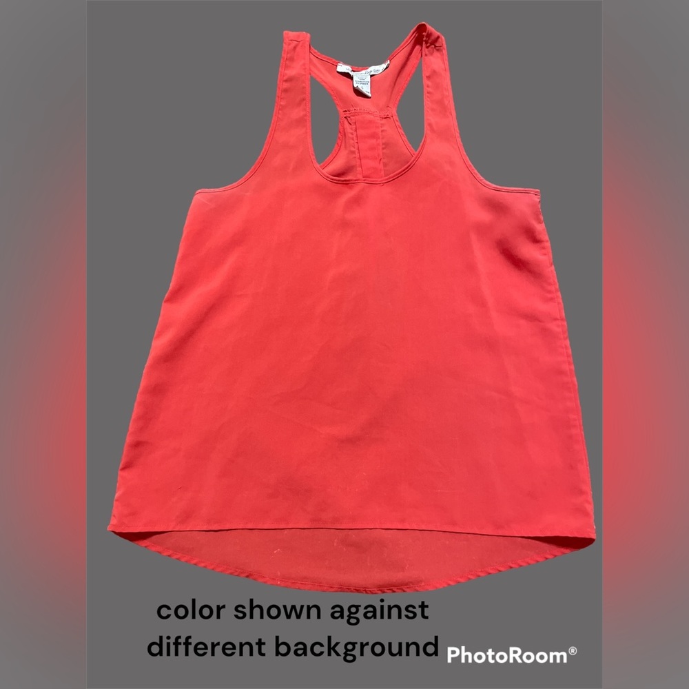 𝘈𝘔𝘌𝘙𝘐𝘊𝘈𝘕 𝘙𝘈𝘎 High/Low Razorback Tank Top - Picture 2 of 6